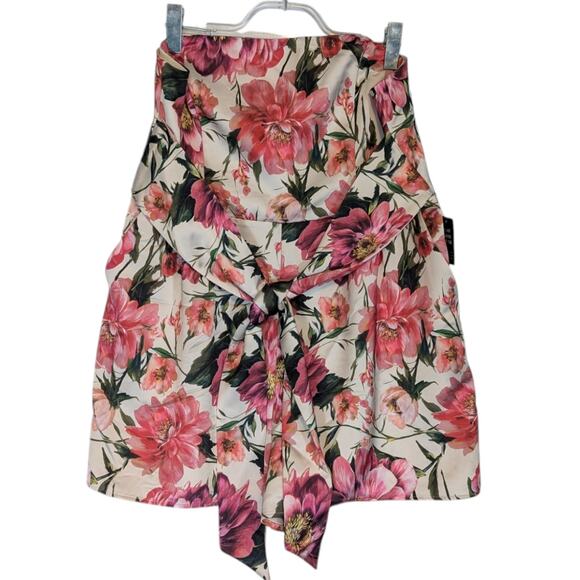 Express Satin Strapless Floral Shorts Romper Tie Waist Boning In Top Size 16 NEW - Picture 2 of 12